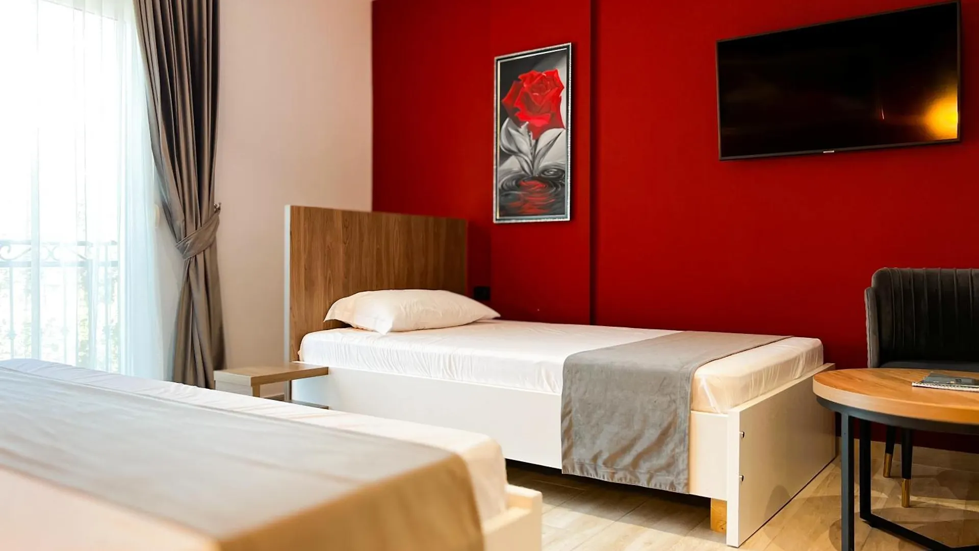 Jata Crown Hotel Tirana