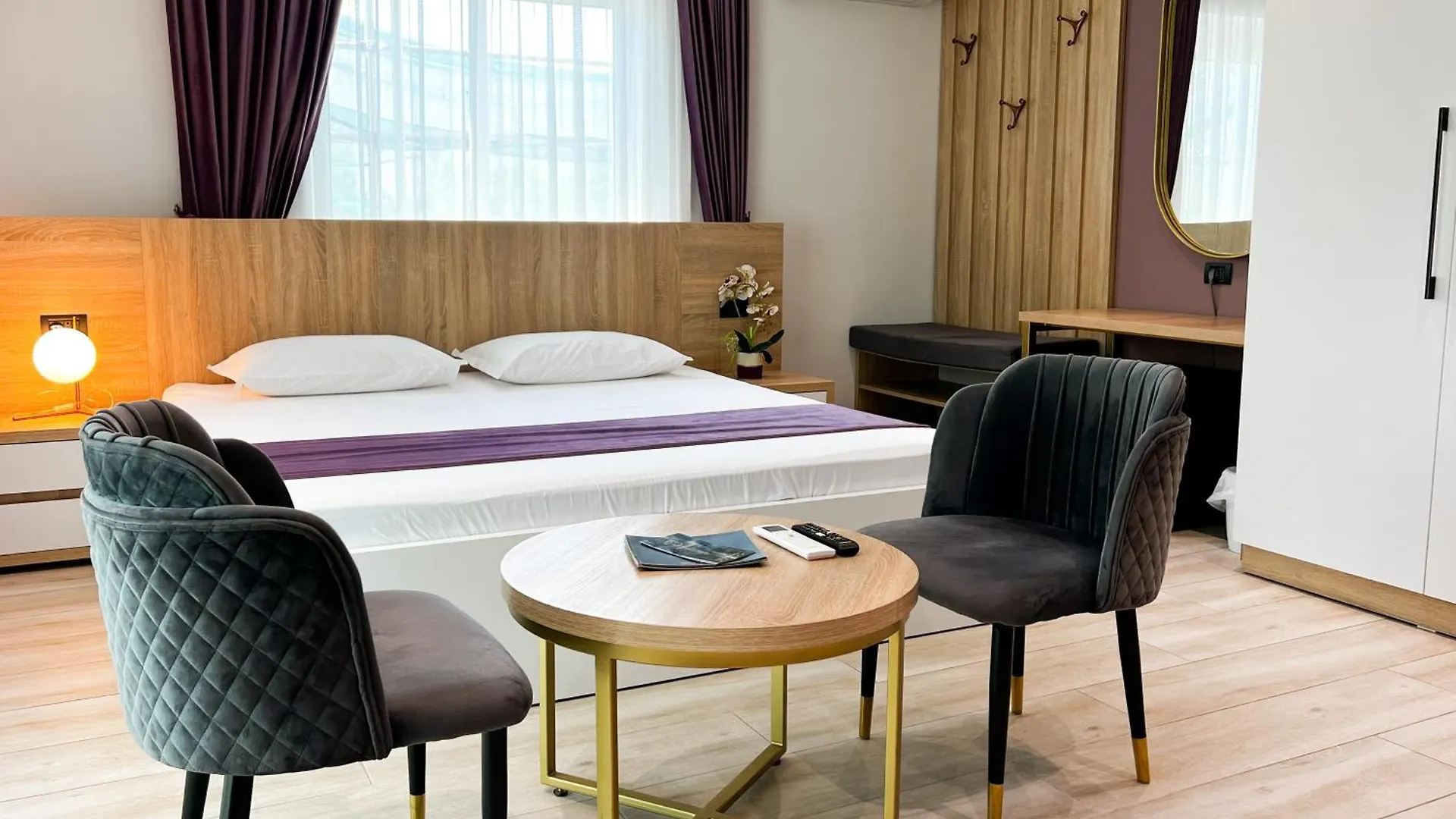 Jata Crown Hotel Tirana