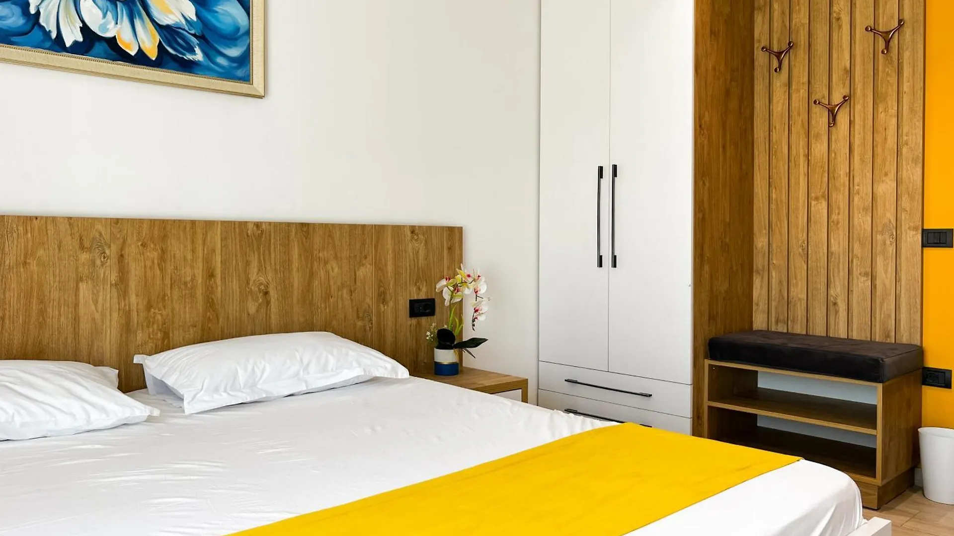 Jata Crown Hotel Tirana Albania