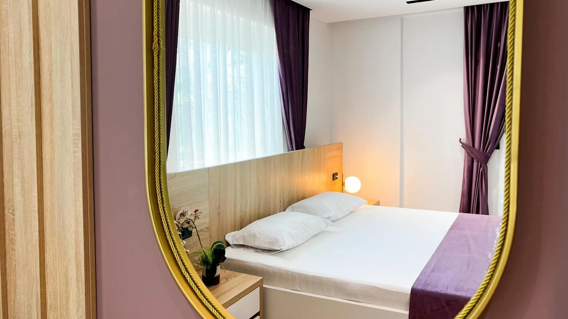 Jata Crown Hotel Tirana Albania