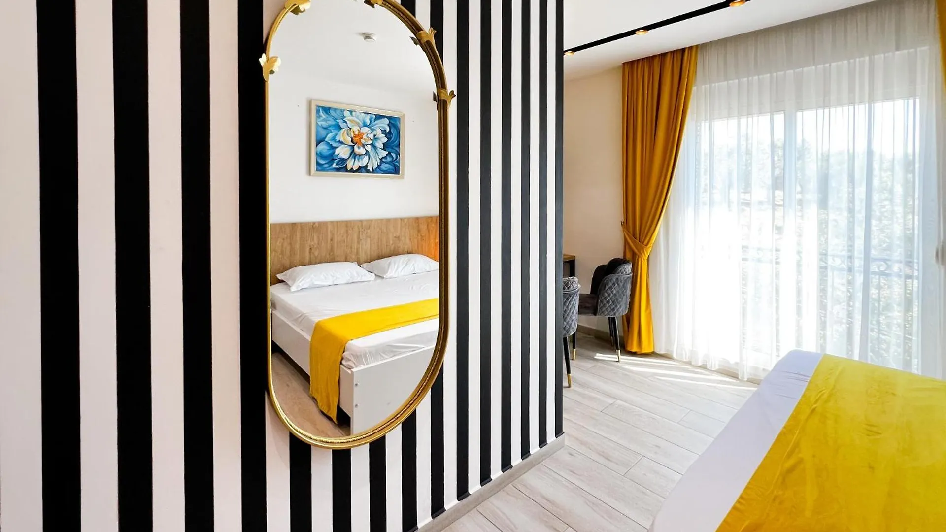 Jata Crown Hotel Tirana